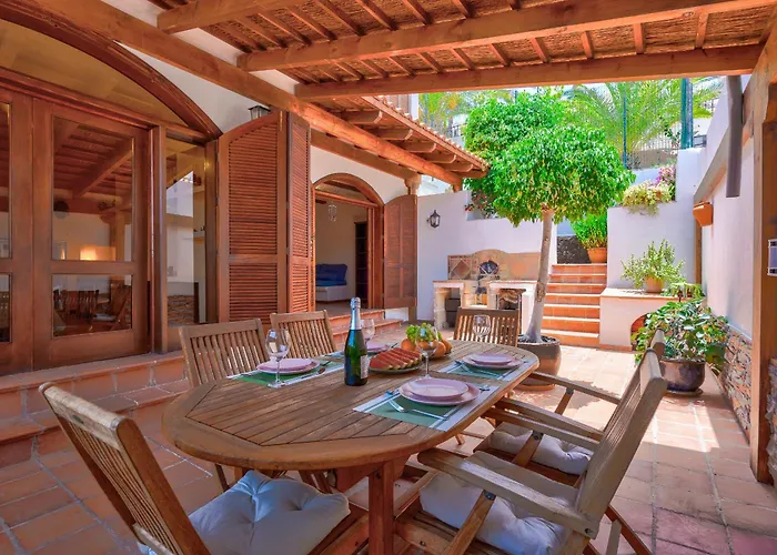 펜션 Buenavista Panoramic In 아데제