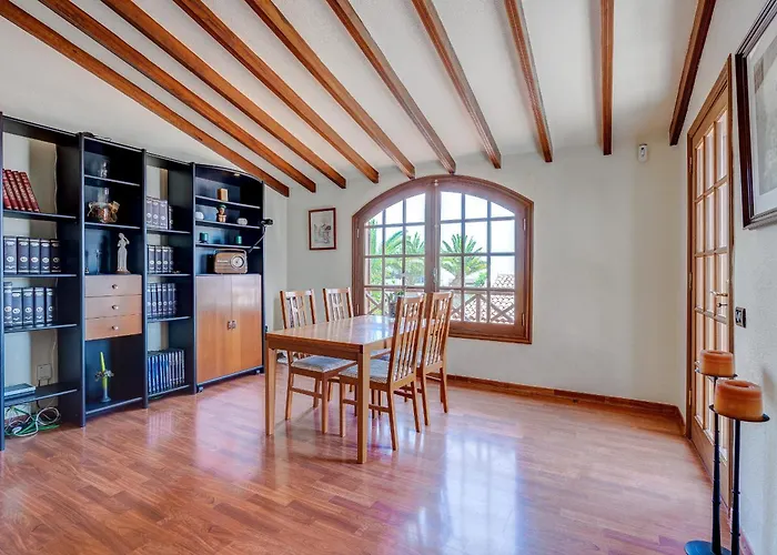 펜션 Buenavista Panoramic In 아데제